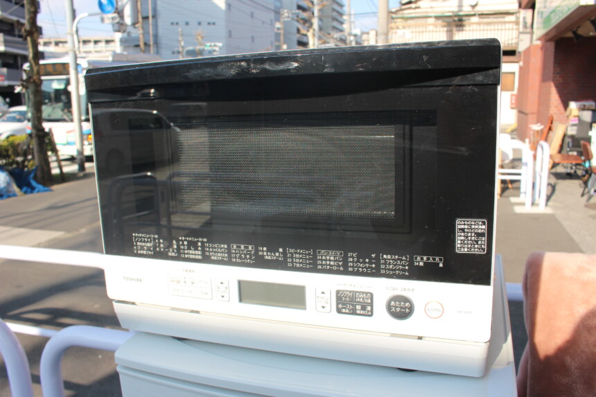 TOSHIBA 東芝 オーブンレンジ ER-SD70-W 19年製